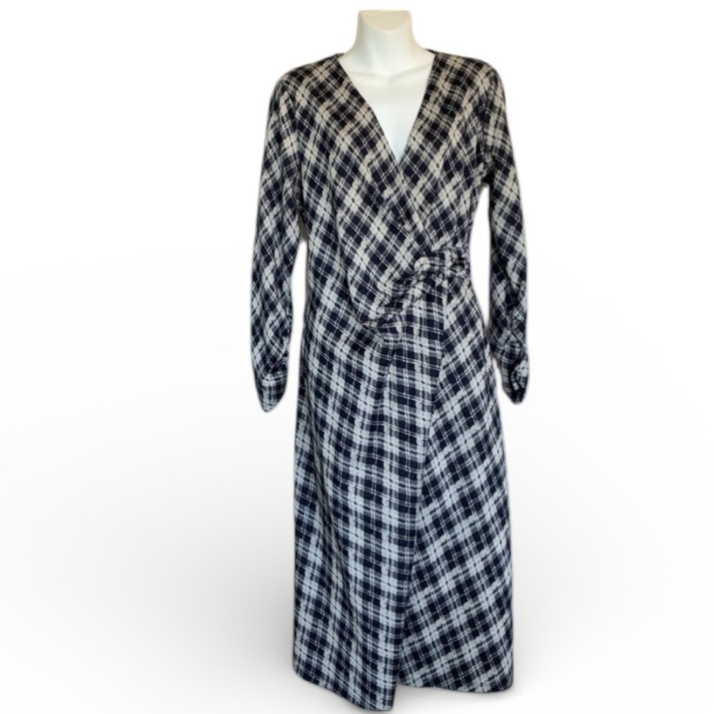 Tommy Hilfiger dress women M, bias cut navy/tan plaid, wrap, side zip. M EUC